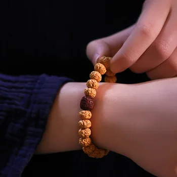 Ваджрая Бодхисаттва ручная нитка бусин Будды из красного сандалового дерева благословляющие бусины имеют более одного кольца браслета каждый год