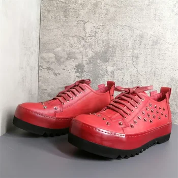 2023 Мужская повседневная обувь из натуральной кожи, весна, новый стиль, модные мужские туфли на плоской подошве с заклепками, P30D50