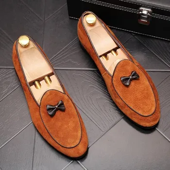 Мужские слипоны на плоской подошве с галстуком-бабочкой, лоферы для вождения, винтажная мужская повседневная обувь